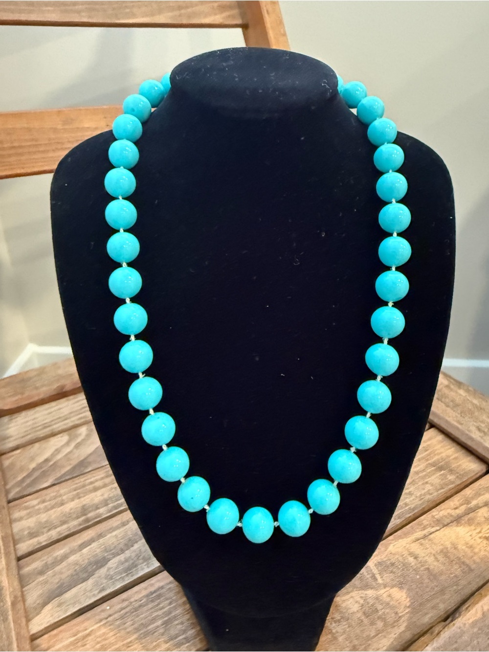 Vintage Aqua Turquoise-Color Beaded Necklace Gold Tone Clasp